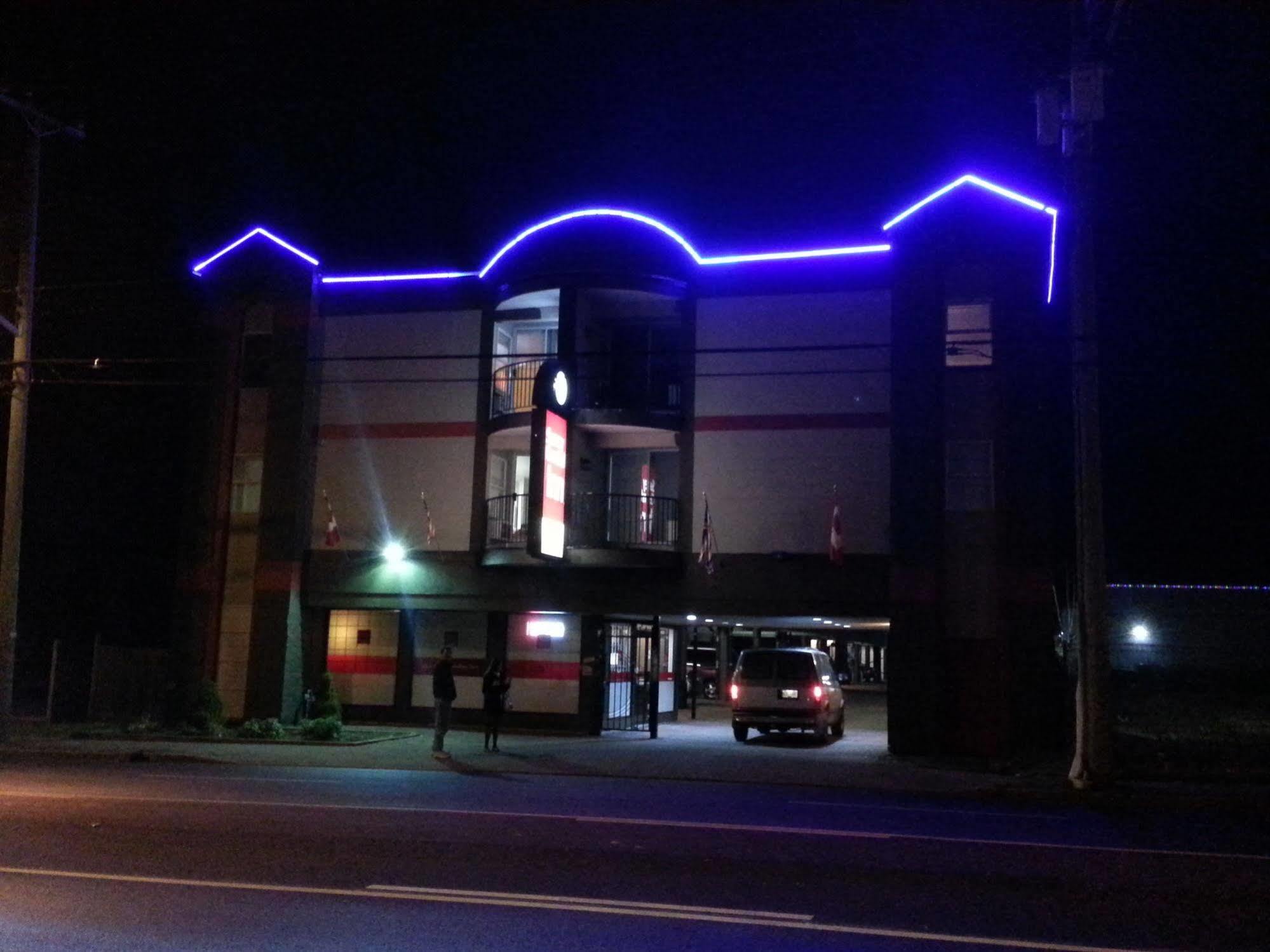 Travelodge By Wyndham Surrey Dış mekan fotoğraf